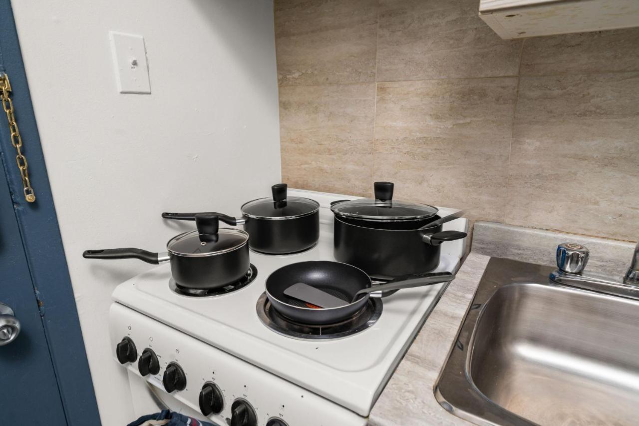 Dt Location Beautiful Studio For Your Vacation Appartamento Montréal Esterno foto